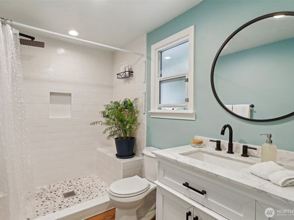 9730 46th Avenue NE, Seattle WA 98115