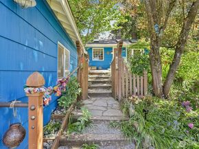 9730 46th Avenue NE, Seattle WA 98115