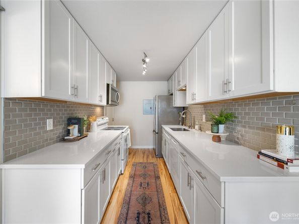 1529 201st Place SE 12C, Bothell WA 98012