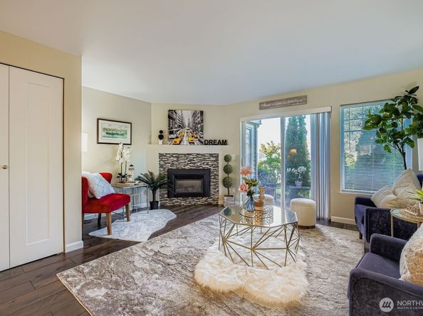 5506 S 237th Place 44, Kent WA 98032