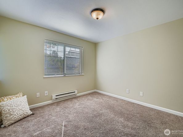 5506 S 237th Place 44, Kent WA 98032