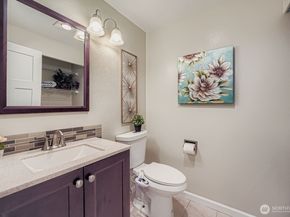 5506 S 237th Place 44, Kent WA 98032