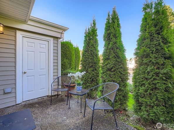 5506 S 237th Place 44, Kent WA 98032