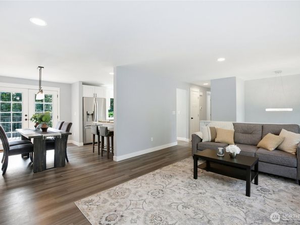 3235 Westminster Drive SE, Port Orchard WA 98366