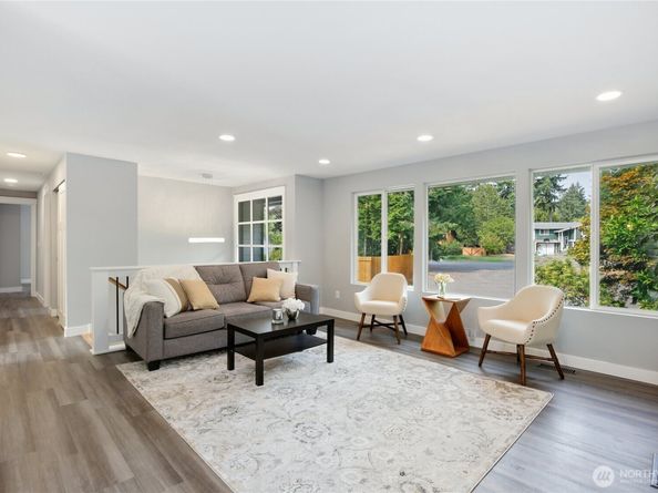 3235 Westminster Drive SE, Port Orchard WA 98366