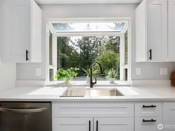 3235 Westminster Drive SE, Port Orchard WA 98366
