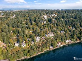 15733 25th Avenue SW, Burien WA 98166