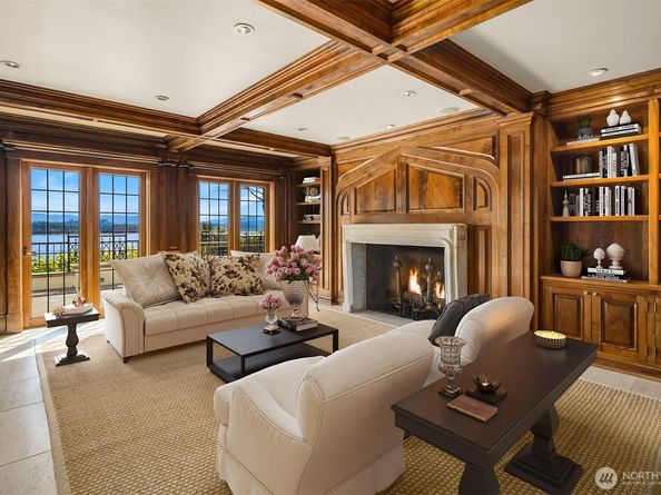 530 36th Avenue E, Seattle WA 98112