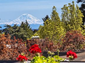 530 36th Avenue E, Seattle WA 98112