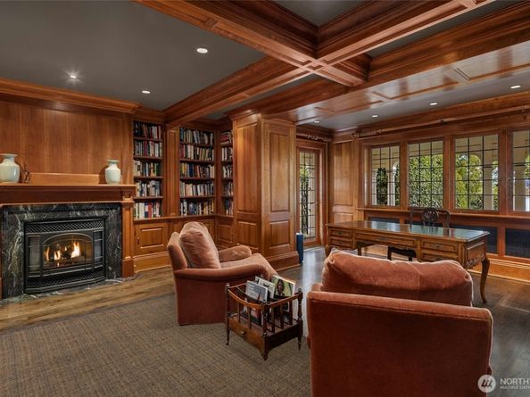 530 36th Avenue E, Seattle WA 98112