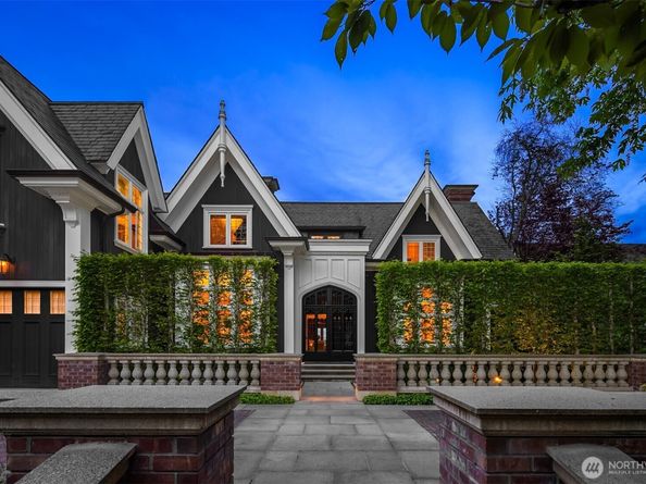 530 36th Avenue E, Seattle WA 98112