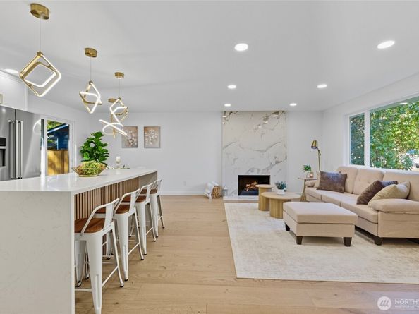 9419 NE 126th Place, Kirkland WA 98034