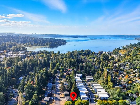 9419 NE 126th Place, Kirkland WA 98034