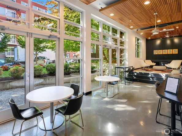 1610 Belmont Avenue 211, Seattle WA 98122