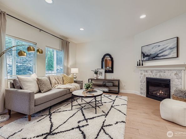 20402 124th Avenue NE 63, Bothell WA 98011