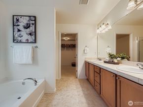 20402 124th Avenue NE 63, Bothell WA 98011