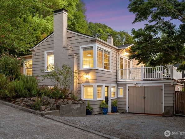 4431 SW Kenyon Place, Seattle WA 98136