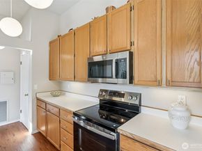 4222 221st Place SE 1081, Issaquah WA 98029