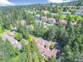 4222 221st Place SE 1081, Issaquah WA 98029