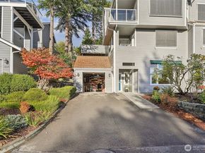 4222 221st Place SE 1081, Issaquah WA 98029