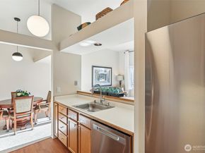 4222 221st Place SE 1081, Issaquah WA 98029