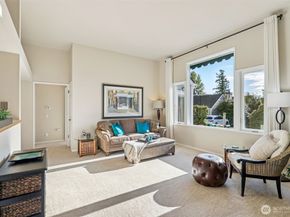 4222 221st Place SE 1081, Issaquah WA 98029