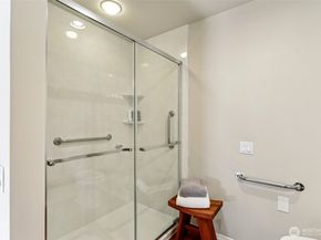 4222 221st Place SE 1081, Issaquah WA 98029