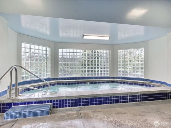 4222 221st Place SE 1081, Issaquah WA 98029