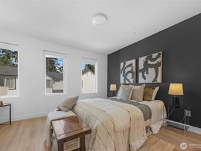 18521 1st Avenue NE B, Shoreline WA 98155