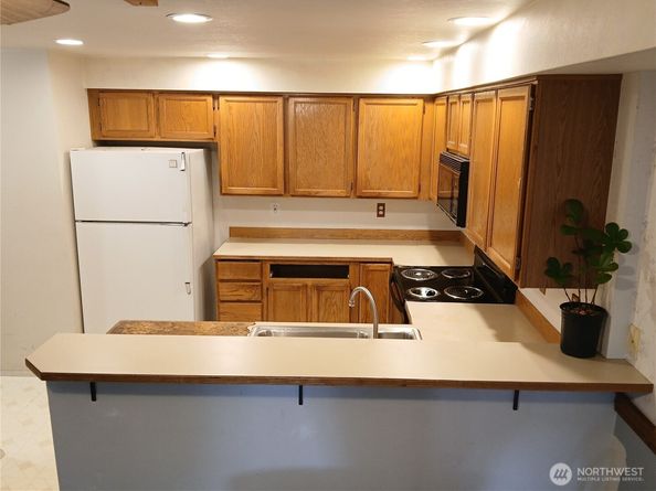 23501 112th Avenue SE A105, Kent WA 98031