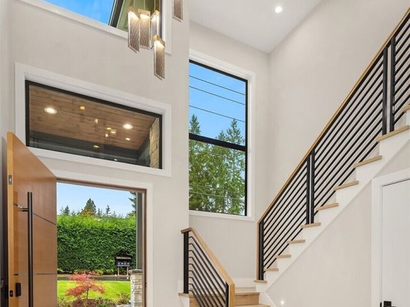 1630 104th Avenue SE, Bellevue WA 98004