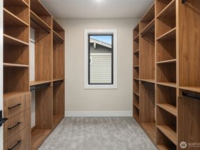 1630 104th Avenue SE, Bellevue WA 98004