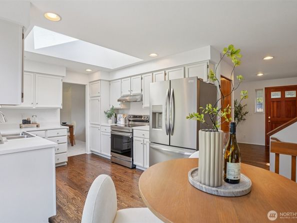 2229 Ilwaco Avenue NE, Renton WA 98059