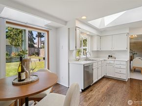 2229 Ilwaco Avenue NE, Renton WA 98059