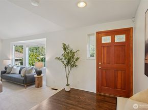 2229 Ilwaco Avenue NE, Renton WA 98059