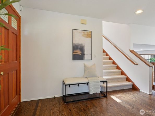 2229 Ilwaco Avenue NE, Renton WA 98059