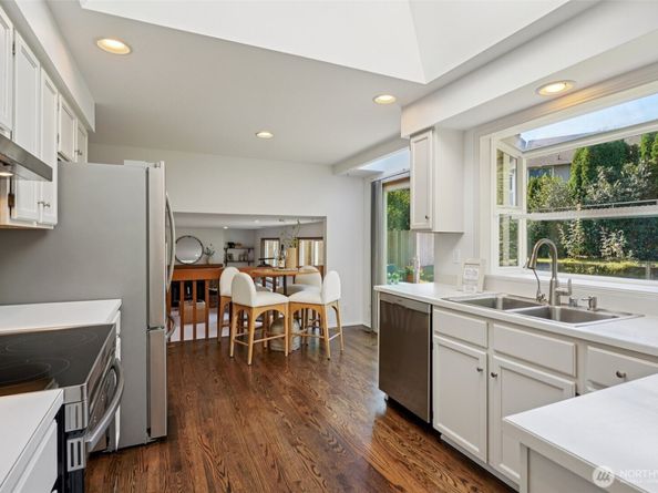 2229 Ilwaco Avenue NE, Renton WA 98059