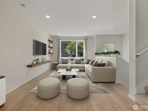 18107 65th Avenue NE 102, Kenmore WA 98028