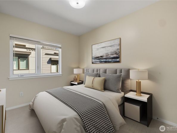 18107 65th Avenue NE 102, Kenmore WA 98028