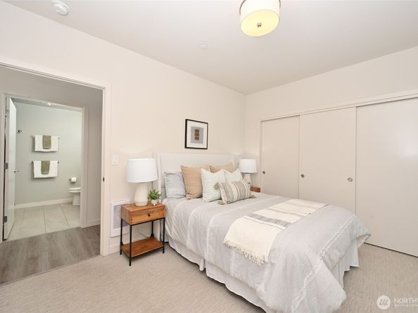 1760 NW 56th Street 601, Seattle WA 98107