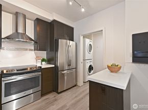 1760 NW 56th Street 601, Seattle WA 98107
