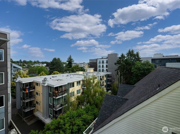1760 NW 56th Street 601, Seattle WA 98107