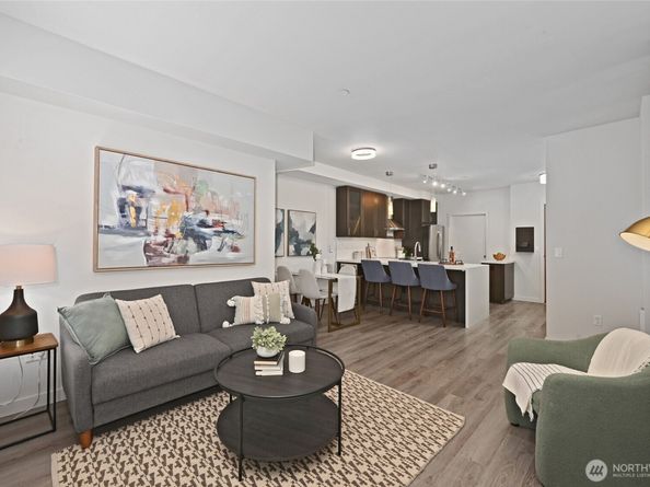 1760 NW 56th Street 601, Seattle WA 98107