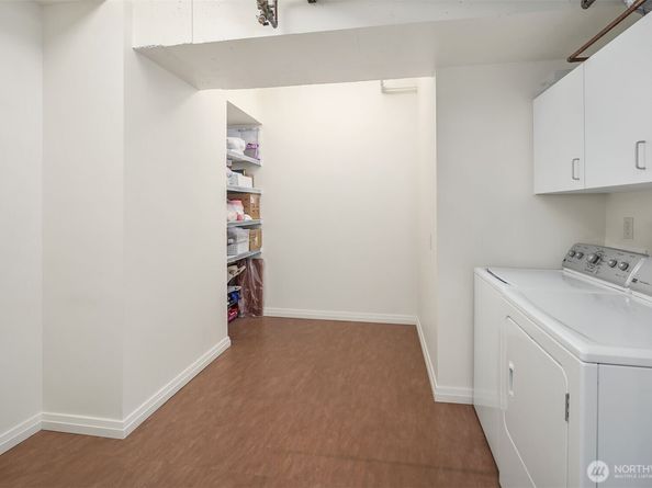 500 106th Avenue NE 813, Bellevue WA 98004