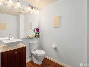 500 106th Avenue NE 813, Bellevue WA 98004