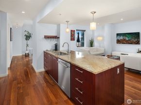 500 106th Avenue NE 813, Bellevue WA 98004