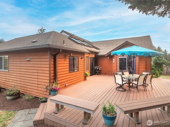 21028 36th Place W, Lynnwood WA 98036