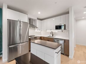 4011 Corliss Avenue N 3, Seattle WA 98103