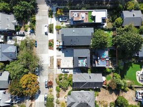 4011 Corliss Avenue N 3, Seattle WA 98103