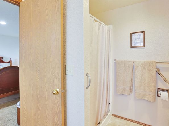 28108 28th Avenue S, Federal Way WA 98003